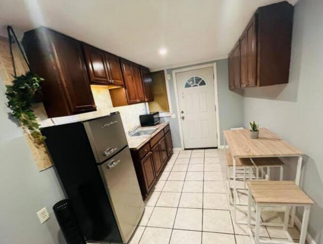 Cozy Apartments Close To New York City Норт Берген Екстериор снимка