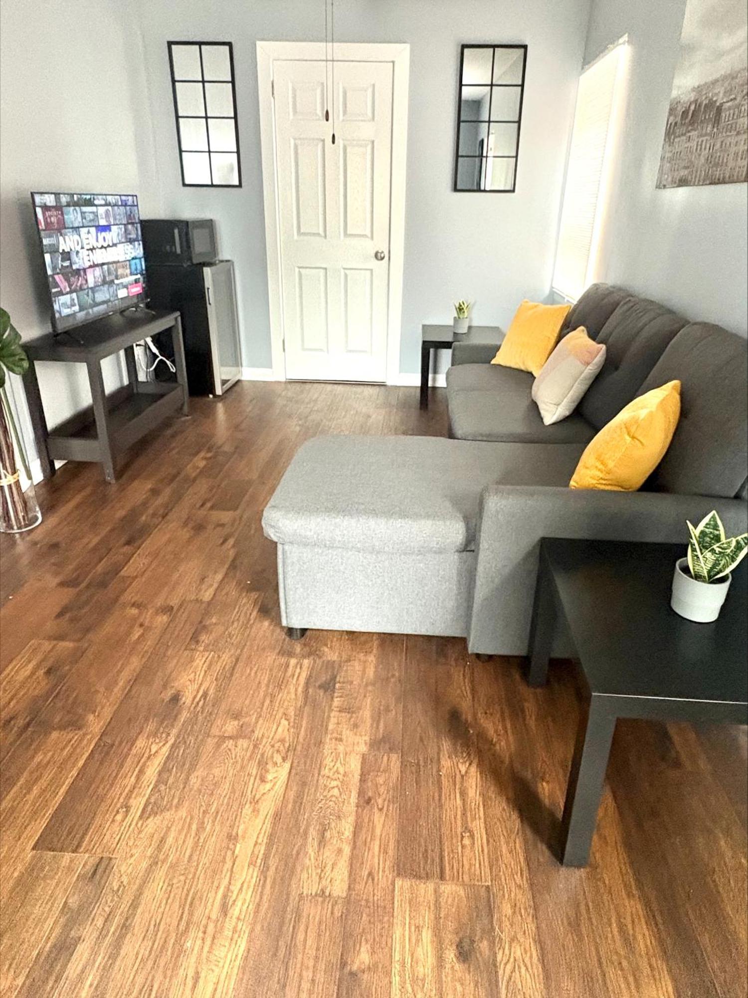 Cozy Apartments Close To New York City Норт Берген Екстериор снимка